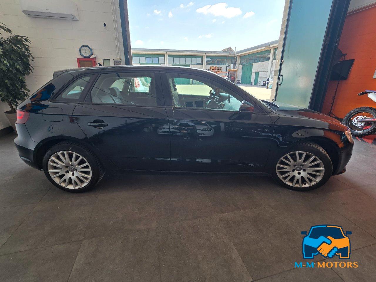 Audi A3 Sportback 1.6 tdi Ambition 110cv E6
