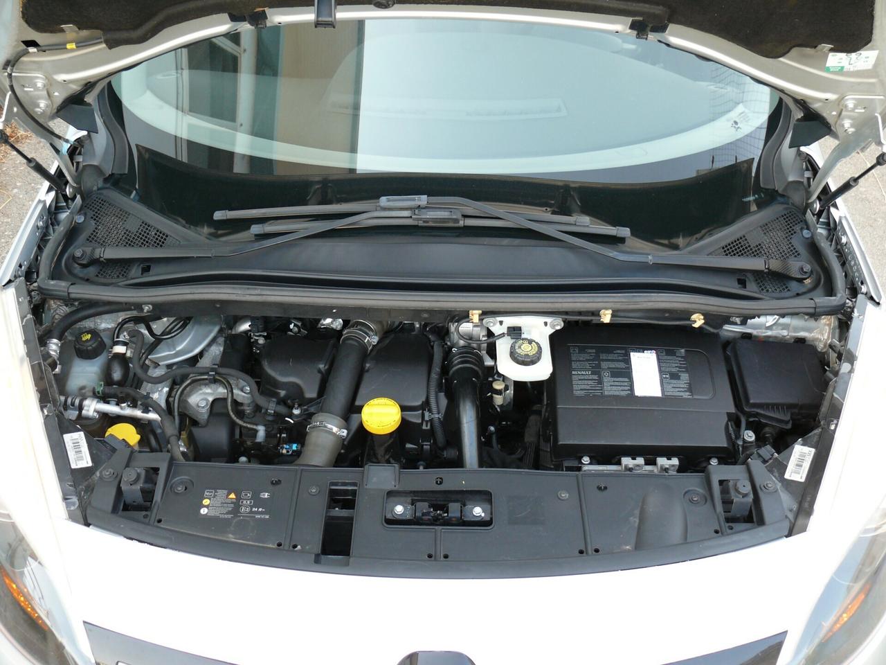 Renault Scenic 7 Posti (M1365)