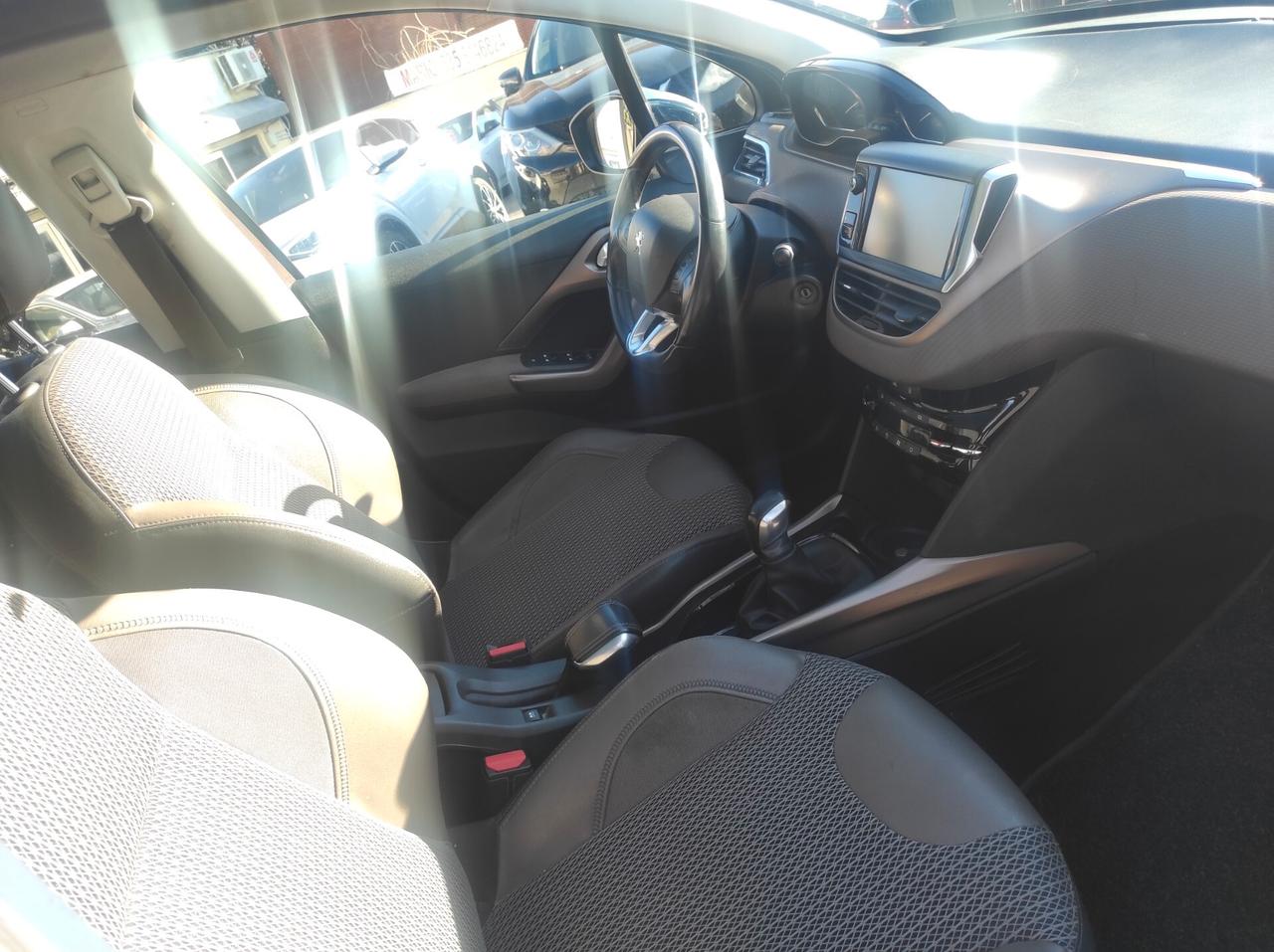 Peugeot 2008 1.6 VTi 120CV Allure