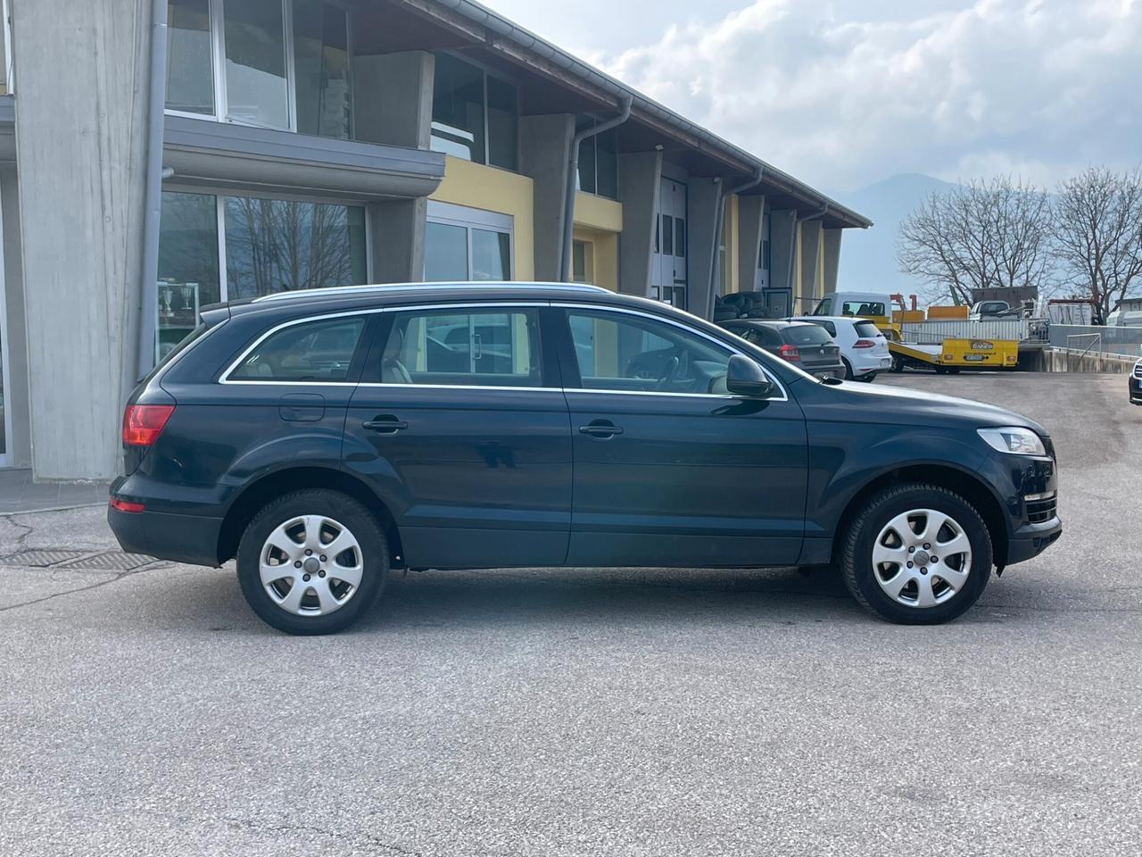 Audi Q7 3.0 V6 TDI 233CV quattro tiptronic "X COMMERCIANTI"