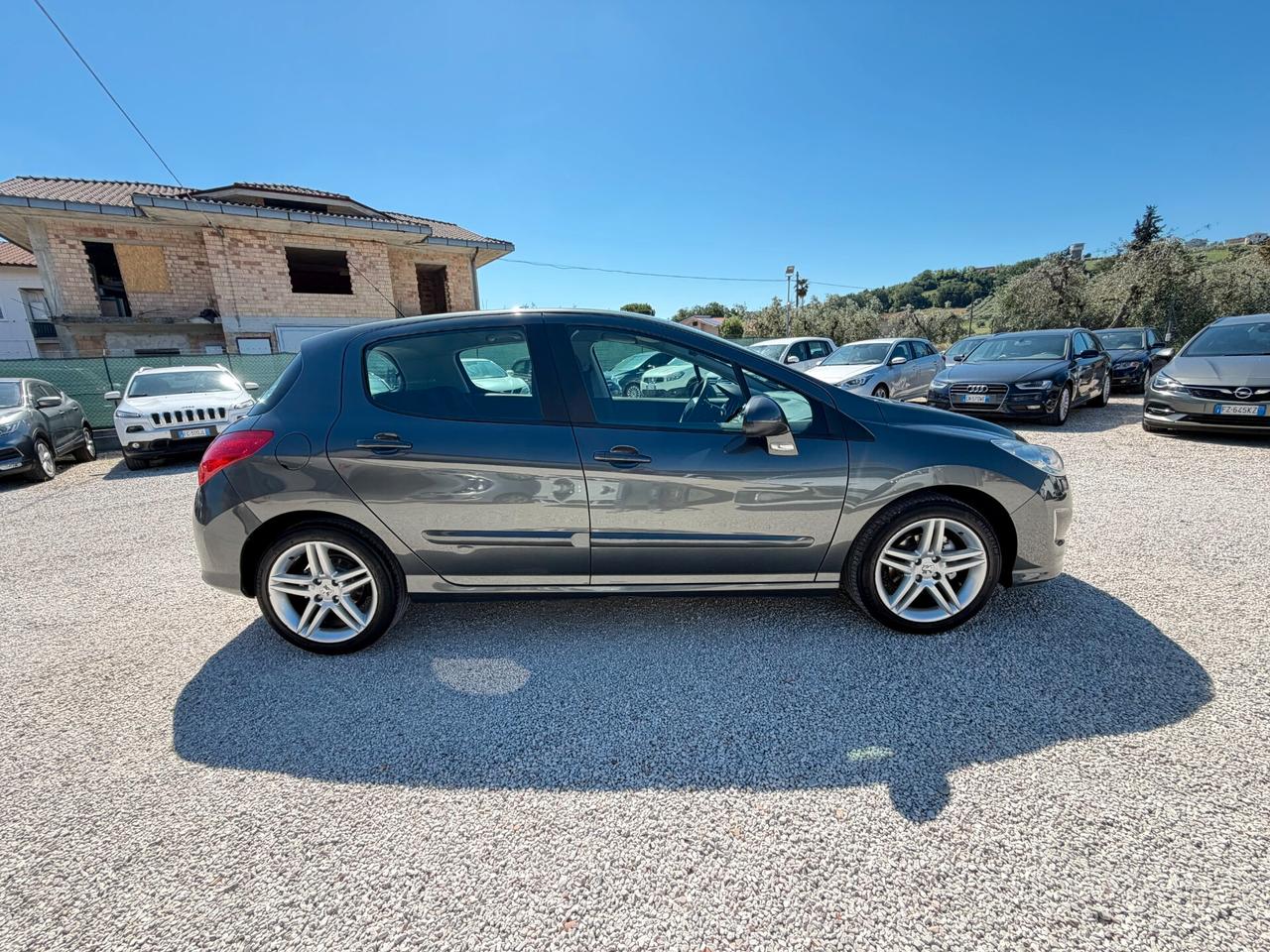 Peugeot 308 1.6 HDi 110 cv 5p Sportium 132.362 km unico proprietario