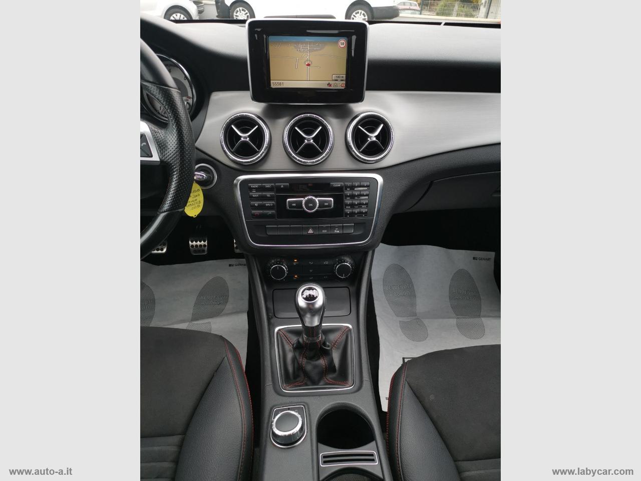 MERCEDES-BENZ CLA 200 d Premium