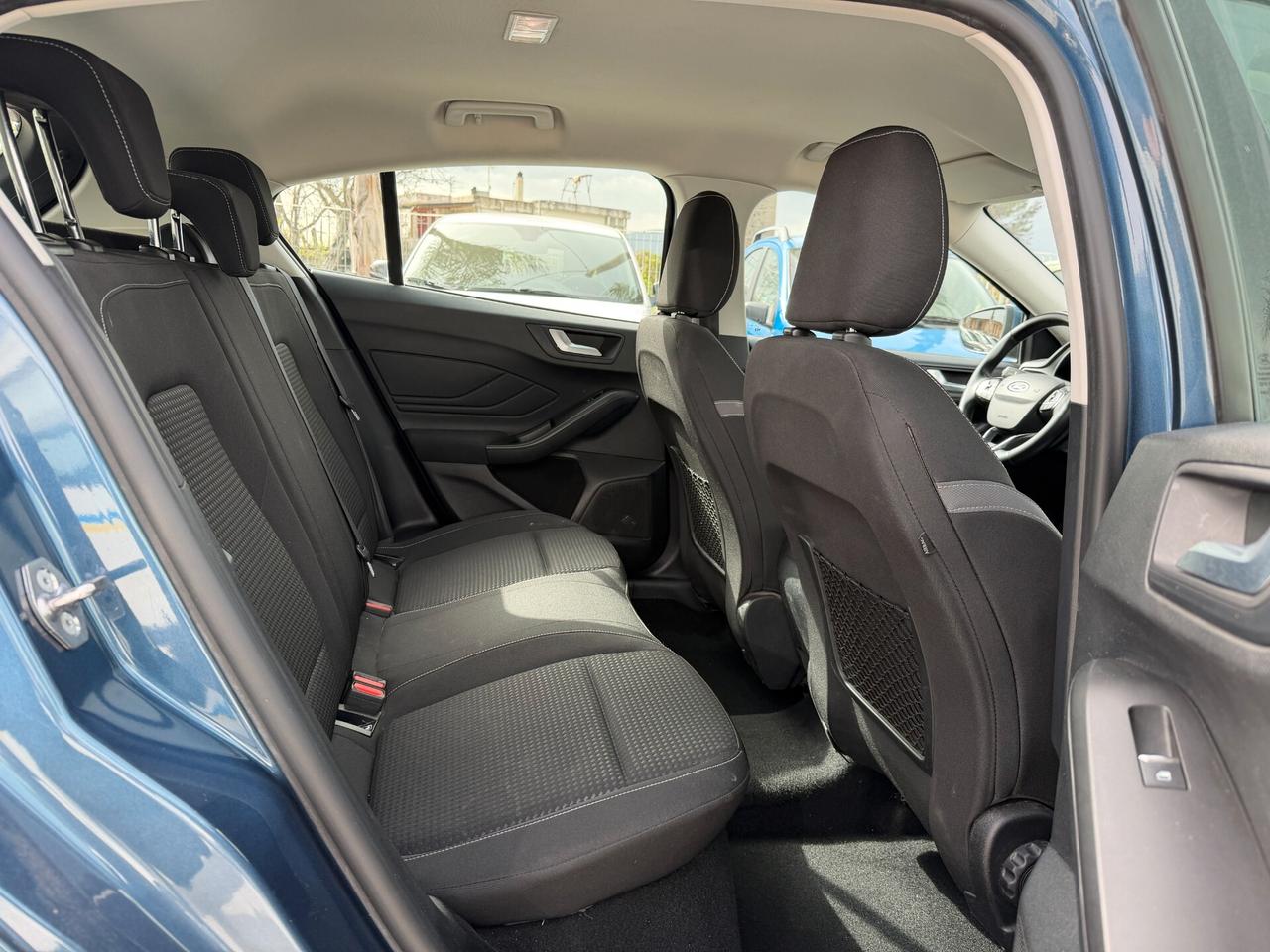 FORD FOCUS 2022 1.5 DIESEL 120 CV *LEGGI