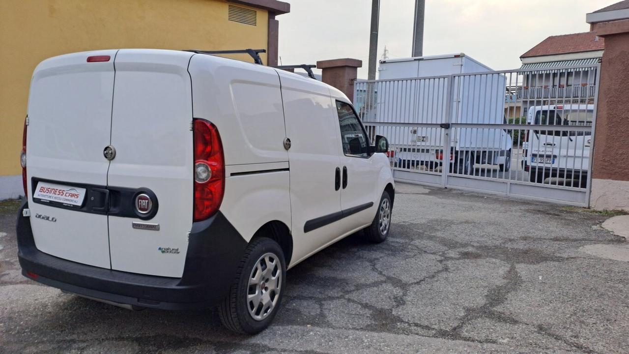 FIAT DOBLO' 1.4 T-JET NATURAL POWER LOUNGE- KM. 73000 - SCAD. BOMBOLE 01/2028 RINNOVABILI!