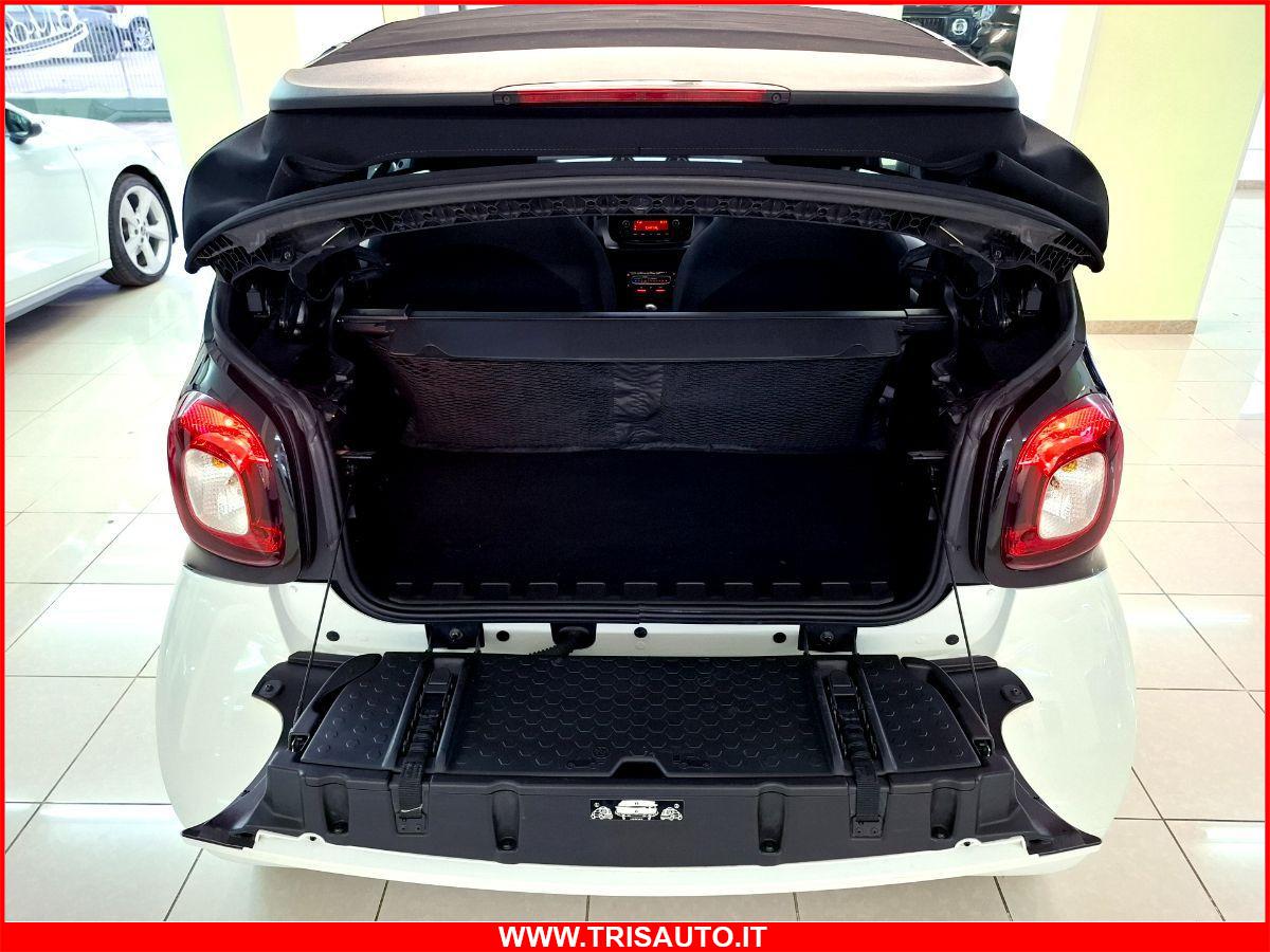 SMART Fortwo Cabrio 70 1.0 Twinamic Superpassion NEOPATENTATI