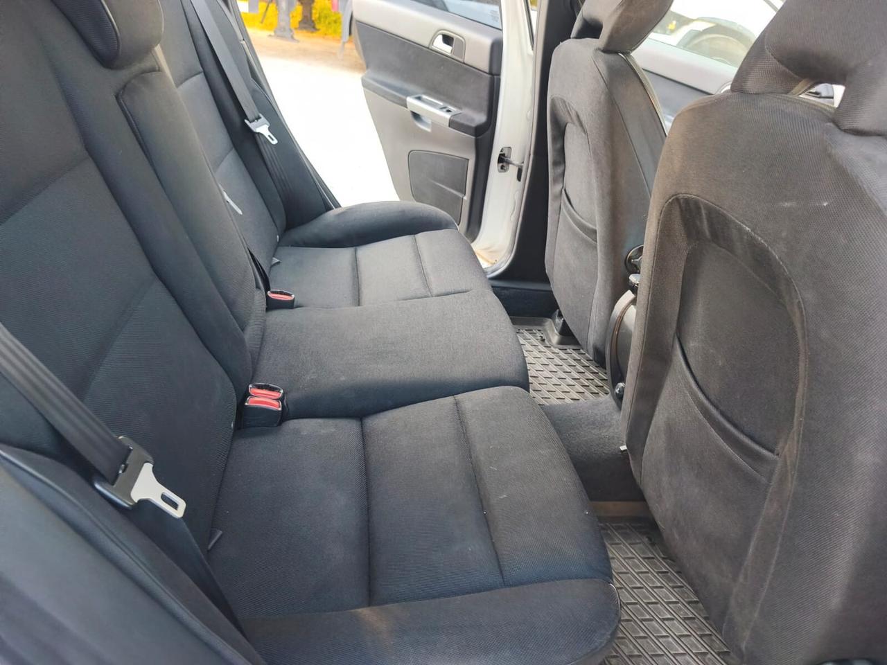 Volvo V50 Sw 2010---1.6 Diesel