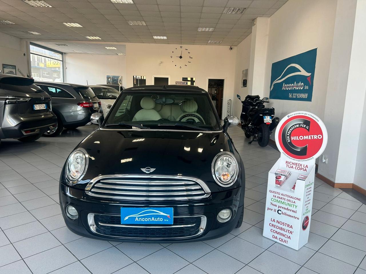 Mini Cooper D Cabrio 1.6 X NEO 2010