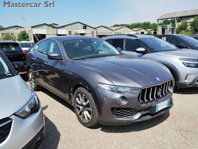 MASERATI Levante Levante 3.0 V6 250cv auto - targa FR354NL -