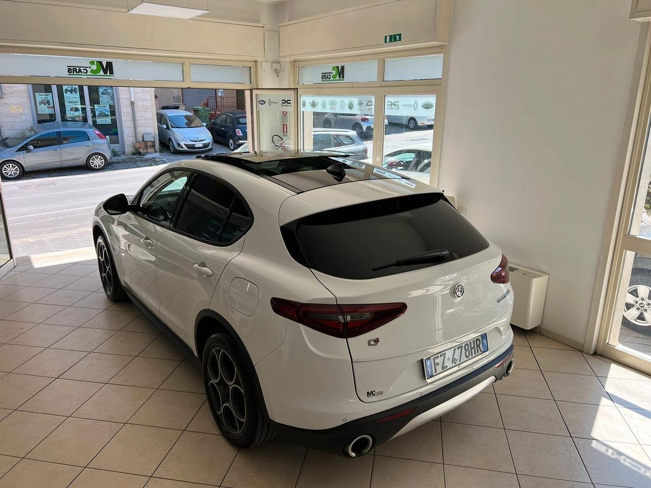 Alfa Romeo Stelvio 2.2 Turbodiesel 190 CV AT8 Q4 Sport-Tech