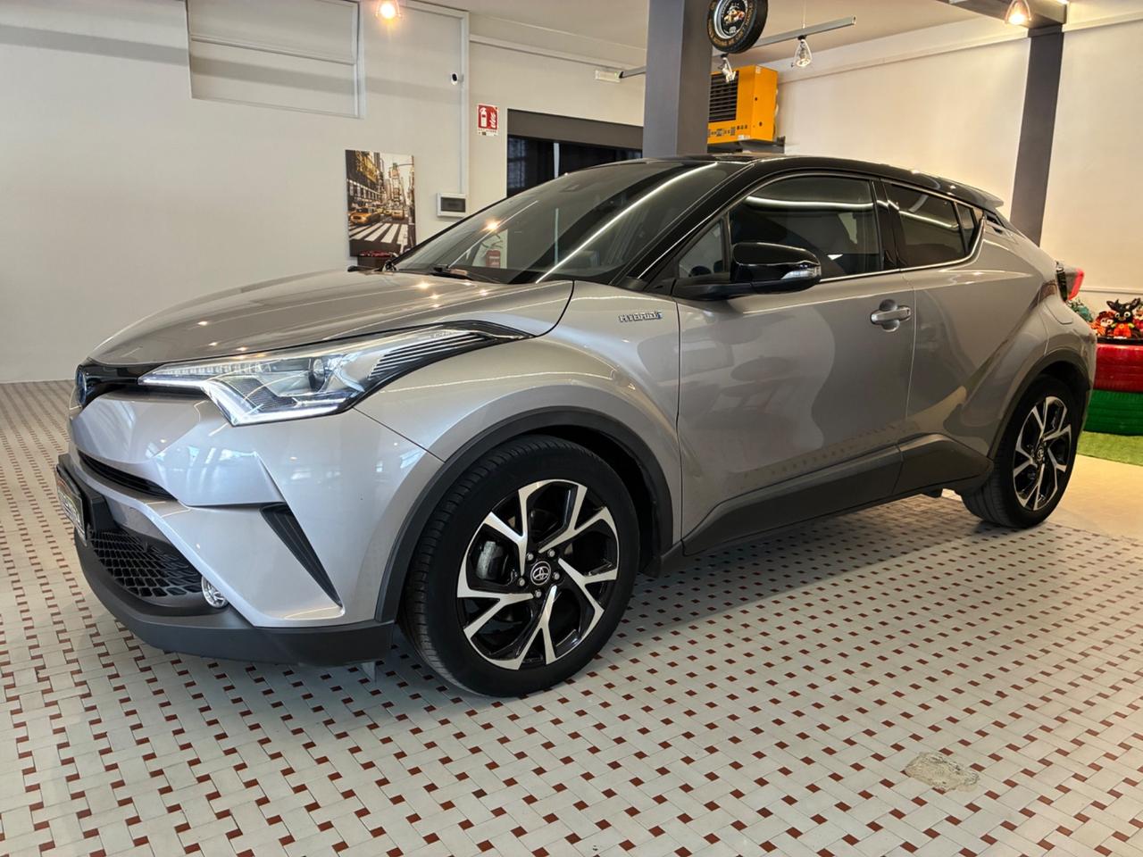 Toyota C-HR 1.8h Unico Proprietario-Tagliandi Ufficiali