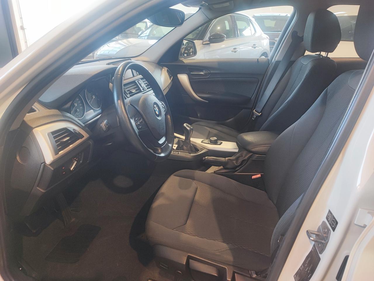 Bmw 118 118d 5p. Unique