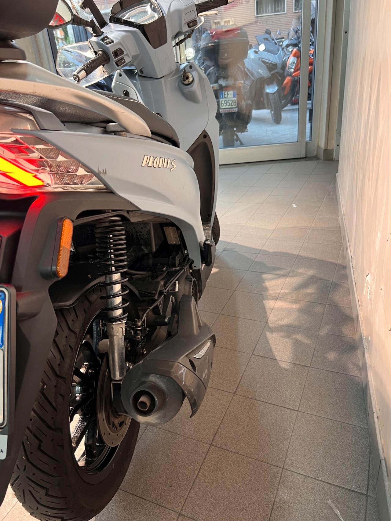 Kymco People 200i