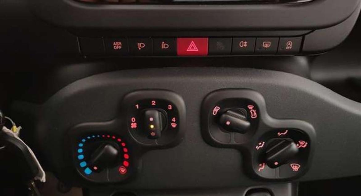 Fiat Panda 1.0 Fire Hybrid NOLEGGIO