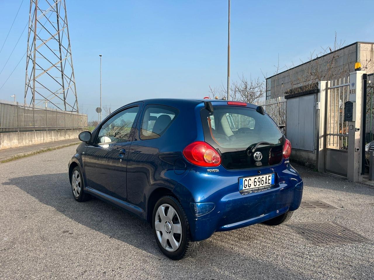 Toyota Aygo 1.0benz CAMBIO AUTOMATICO