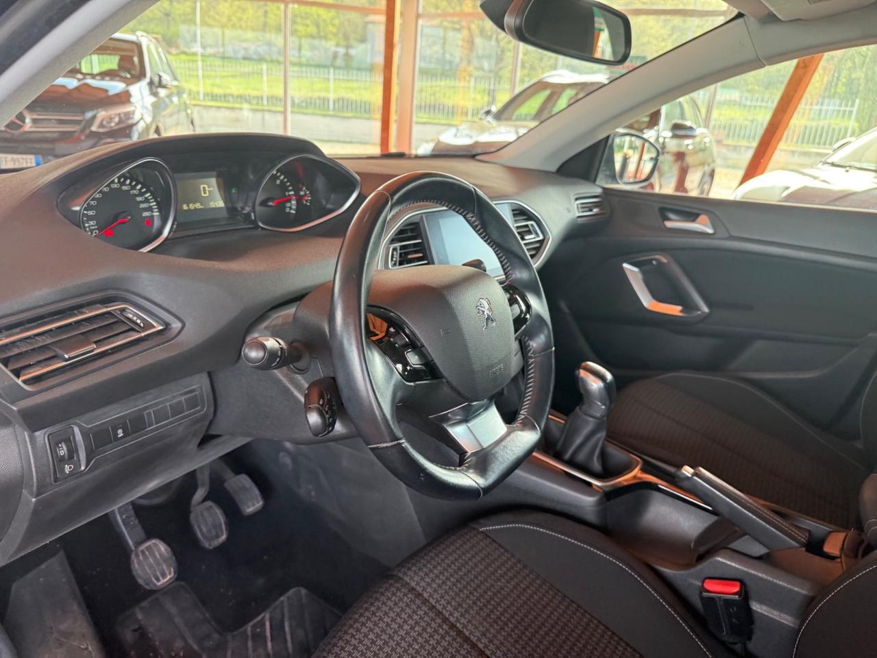 Peugeot 308 1.5 Diesel - Tagliandi certificati