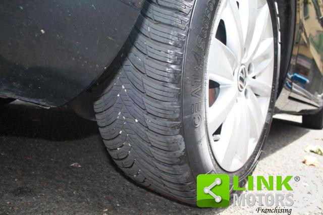 VOLKSWAGEN Passat Var. 2.0 TDI Highline Blue M.Tech.