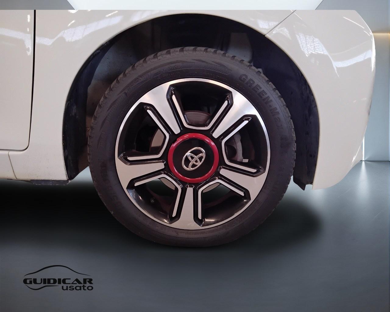TOYOTA Aygo II 2014 - Aygo 5p 1.0 x-wave my15