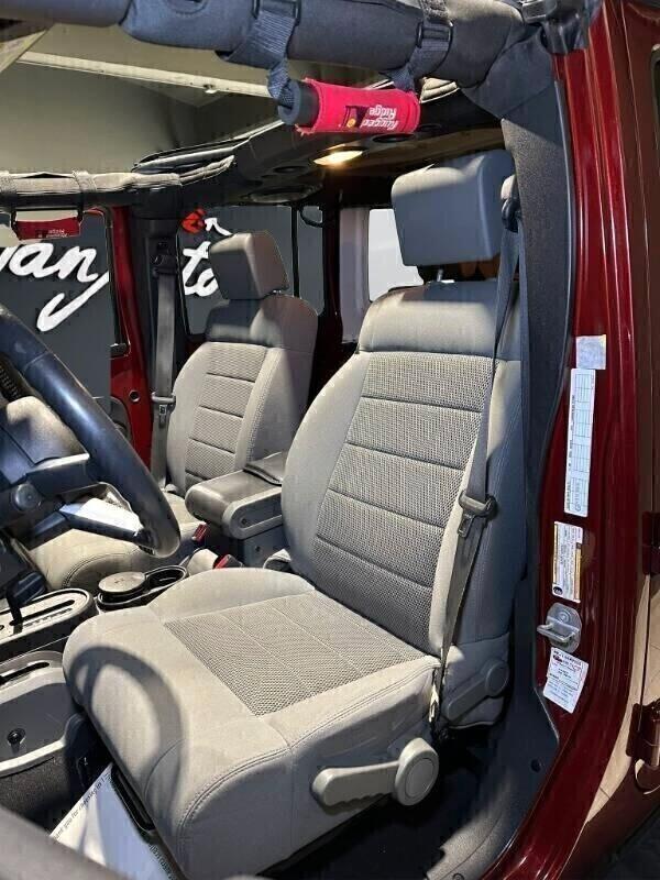 Jeep Wrangler 2.8 CRD Sahara Auto DPF UNLIMITED ROCK’S