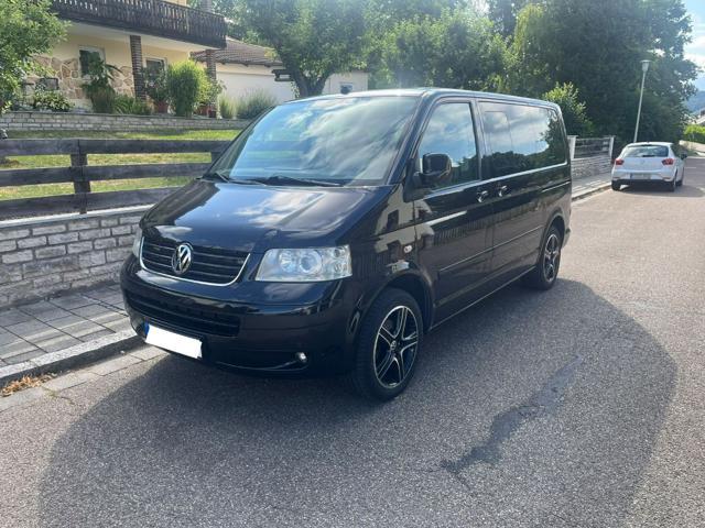 VOLKSWAGEN Multivan VW Multivan Highline 2.5TDI 174CV Aut. 7P Pelle