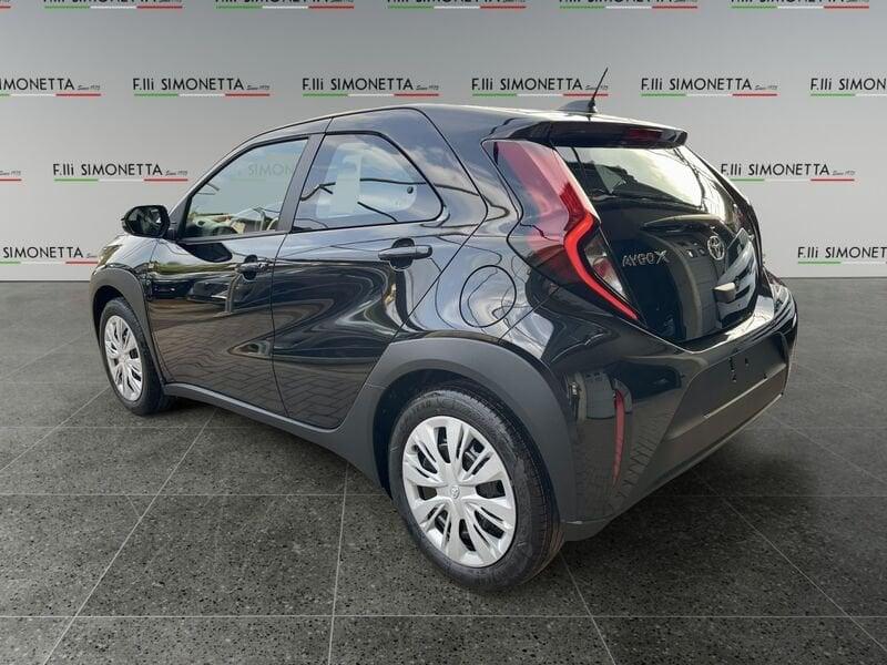 Toyota Aygo X 1.5 hybrid e-cvt - NUOVO