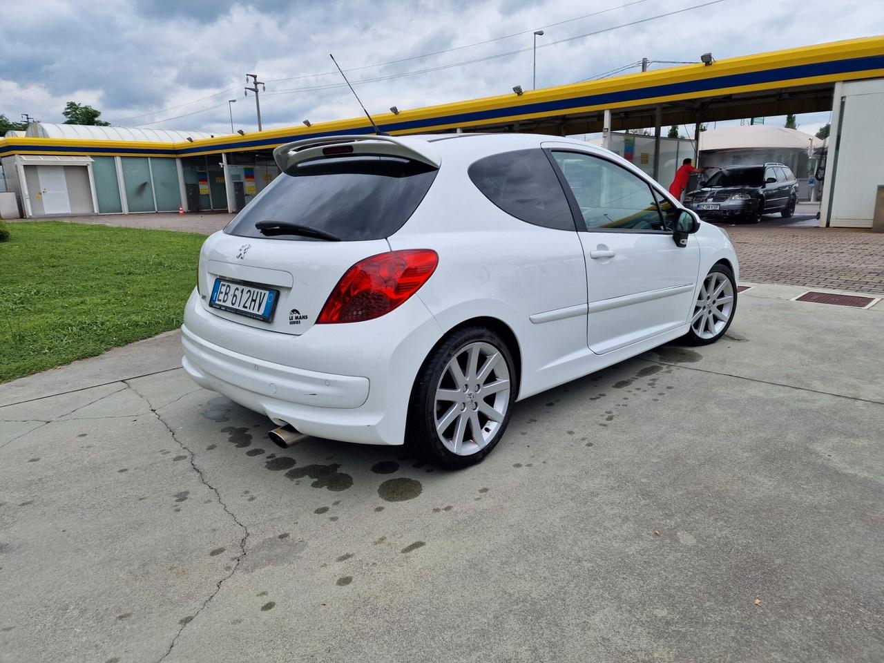 Peugeot 207 1.6 THP 156CV 5p. Féline