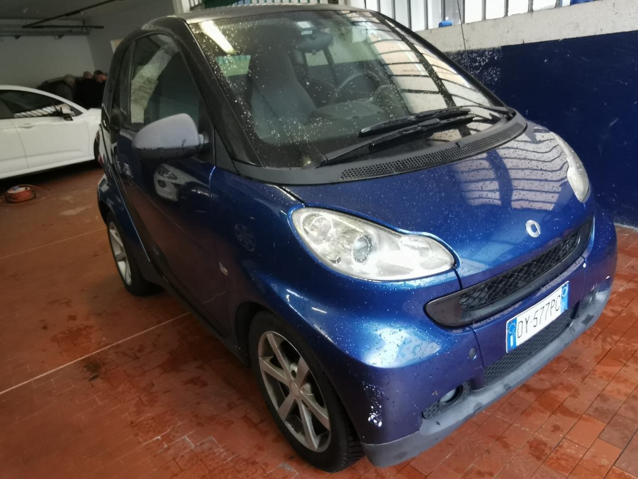 Smart ForTwo 1000 52 kW MHD coupé pure