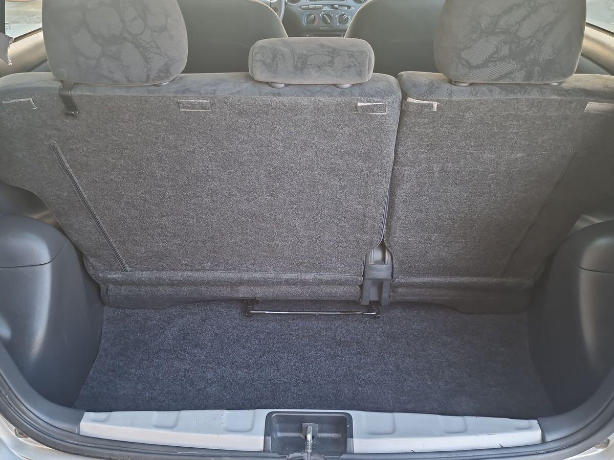 TOYOTA YARIS 1.0