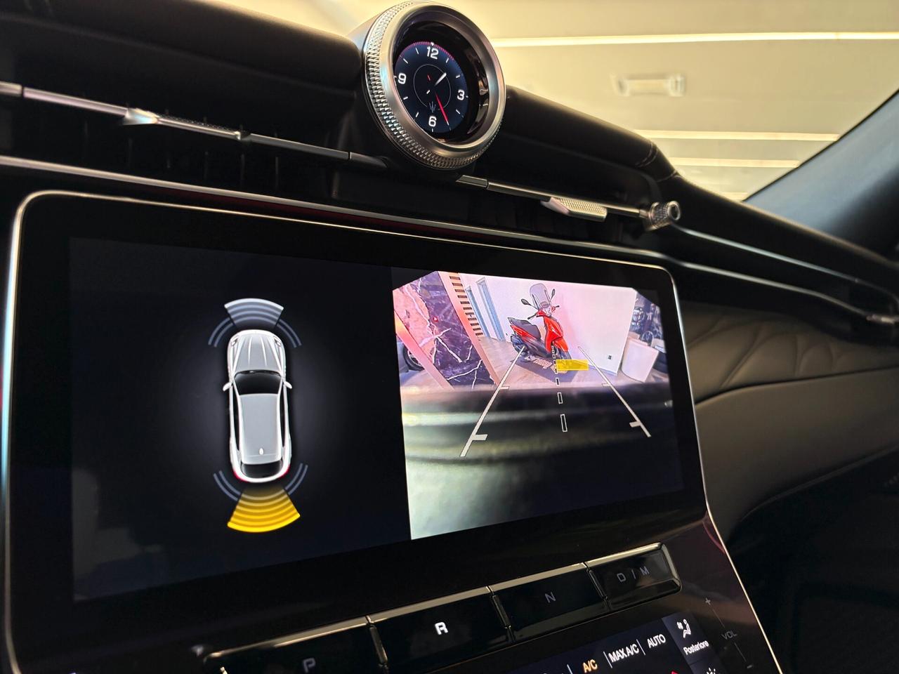 Maserati Grecale MHEV 330 CV AWD Modena