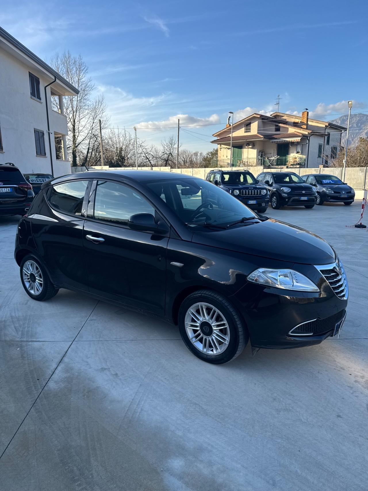 Lancia Ypsilon 1.3 MJT 95CV 5 porte S&S Platinum