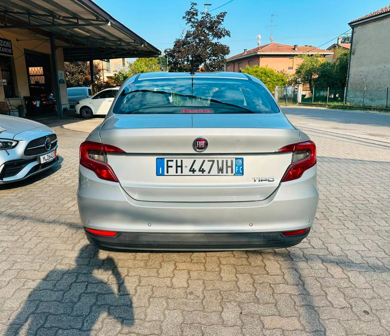 Fiat Tipo 4 Porte Tipo 4p 1.3 mjt Lounge 95cv OK NEOPATENTATO