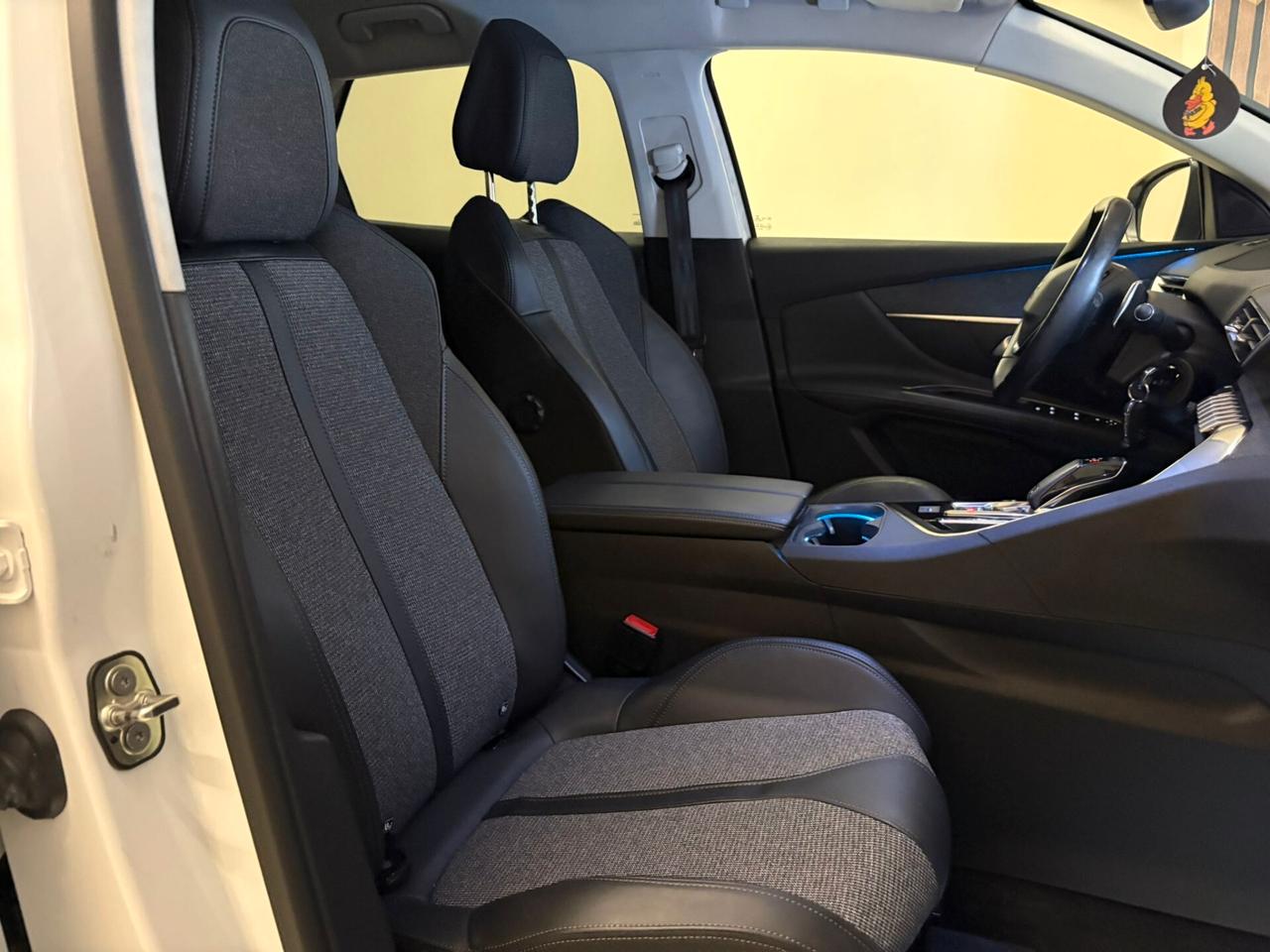 Peugeot 3008 BlueHDi 130 S&S EAT8 Allure