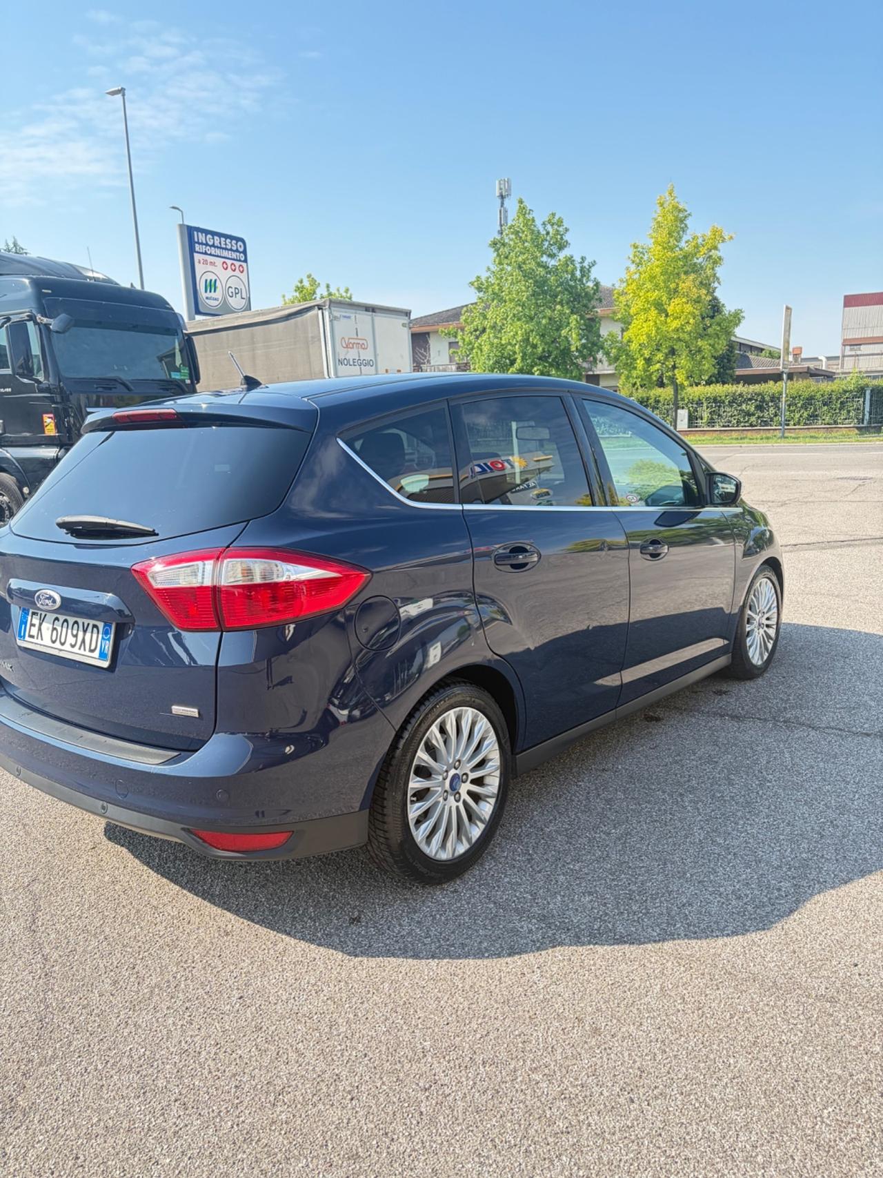 Ford C-Max 1.6 TDCi 115CV Plus Neopatentati