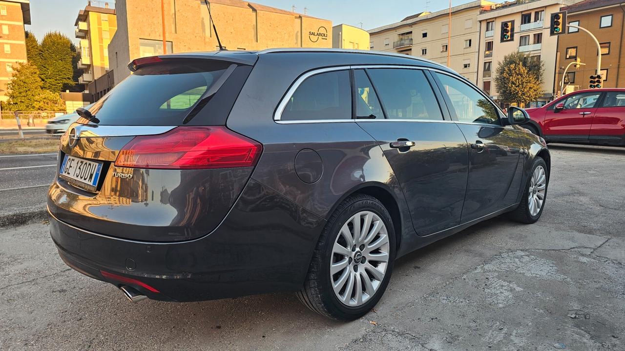 Opel Insignia 1.6 Turbo 180CV Sports Tourer Cosmo