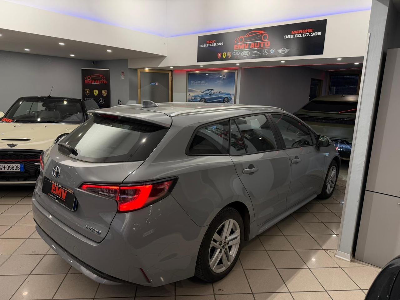 Toyota Corolla Touring Sports 1.8 Hybrid Business Tech