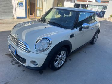 Mini 1.6 16V One (55kW)