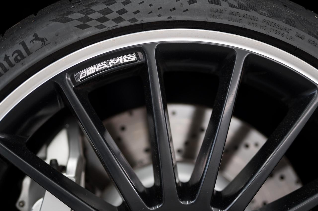 Mercedes-benz C 63 AMG