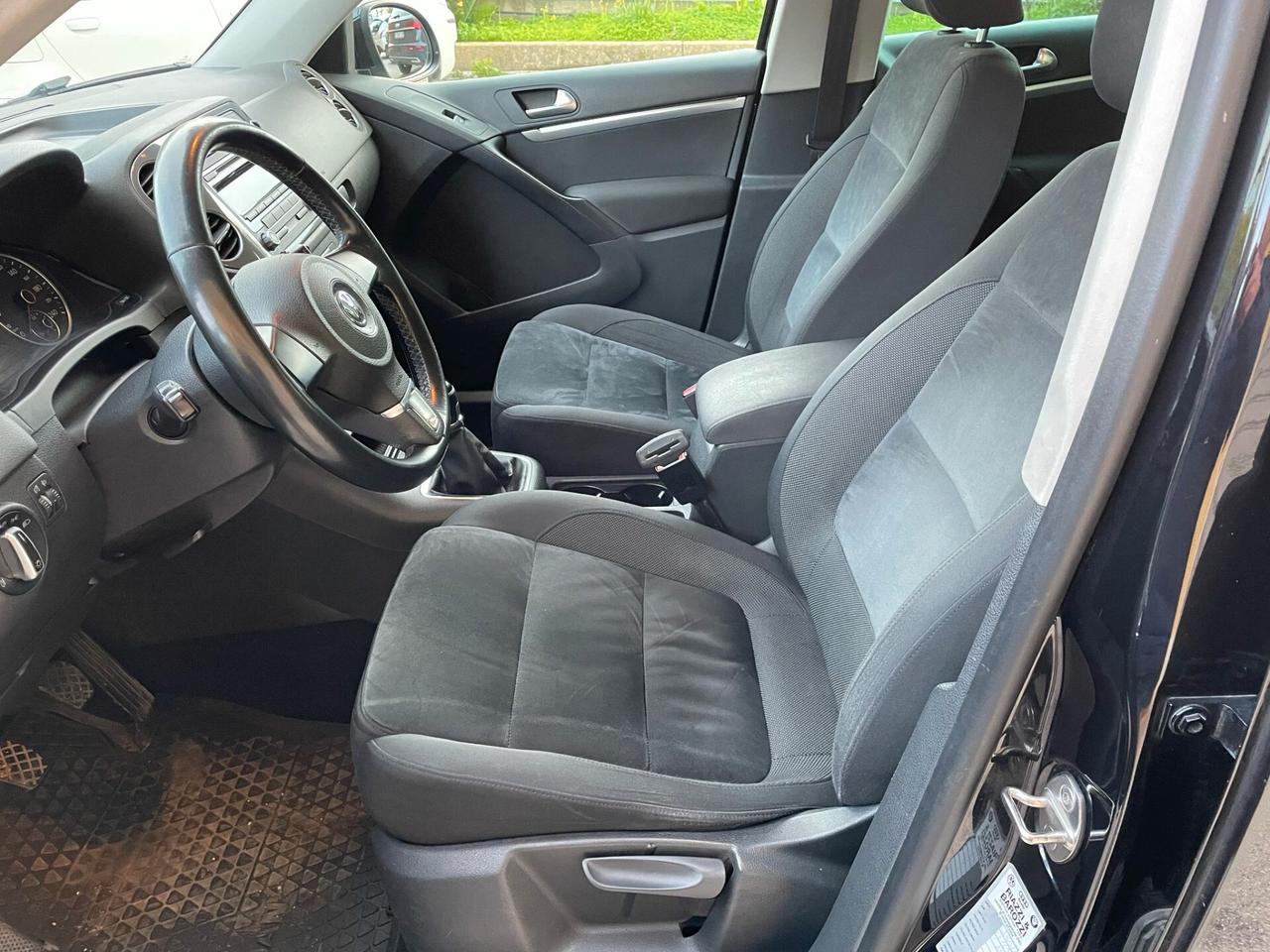 Volkswagen Tiguan 2.0 TDI Sport Line