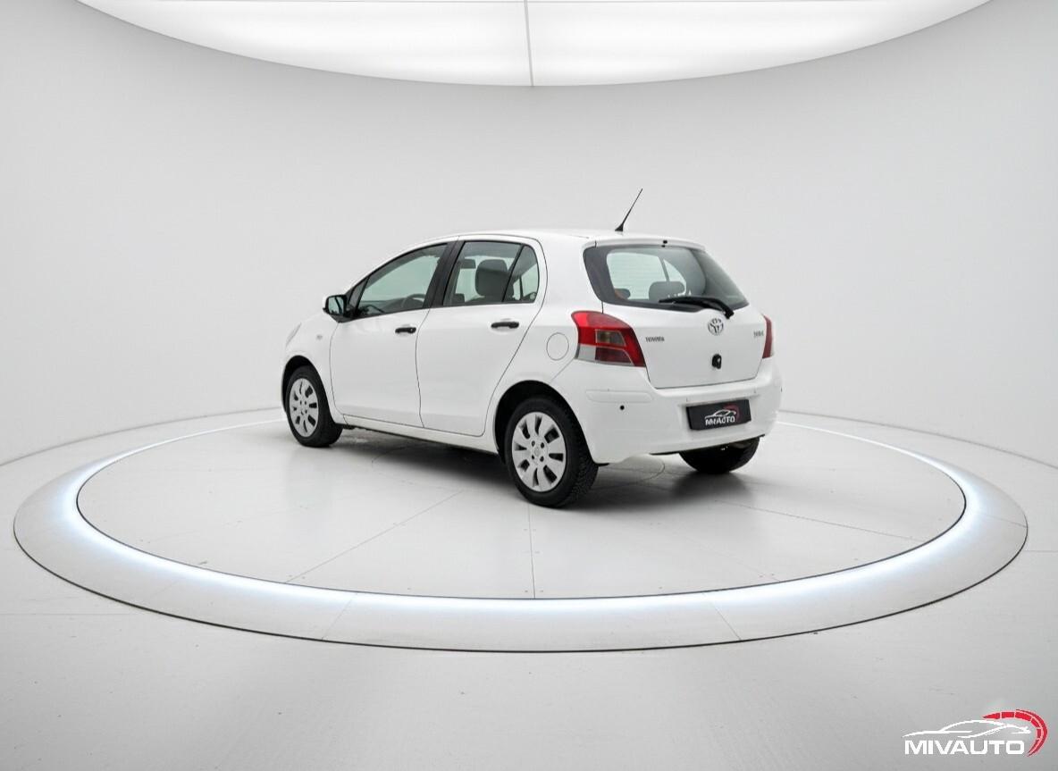 Toyota Yaris 1.0 5 porte Sol