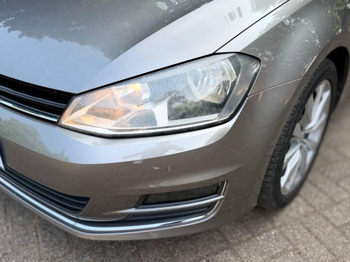Volkswagen Golf 1.6 tdi Highline 5p dsg