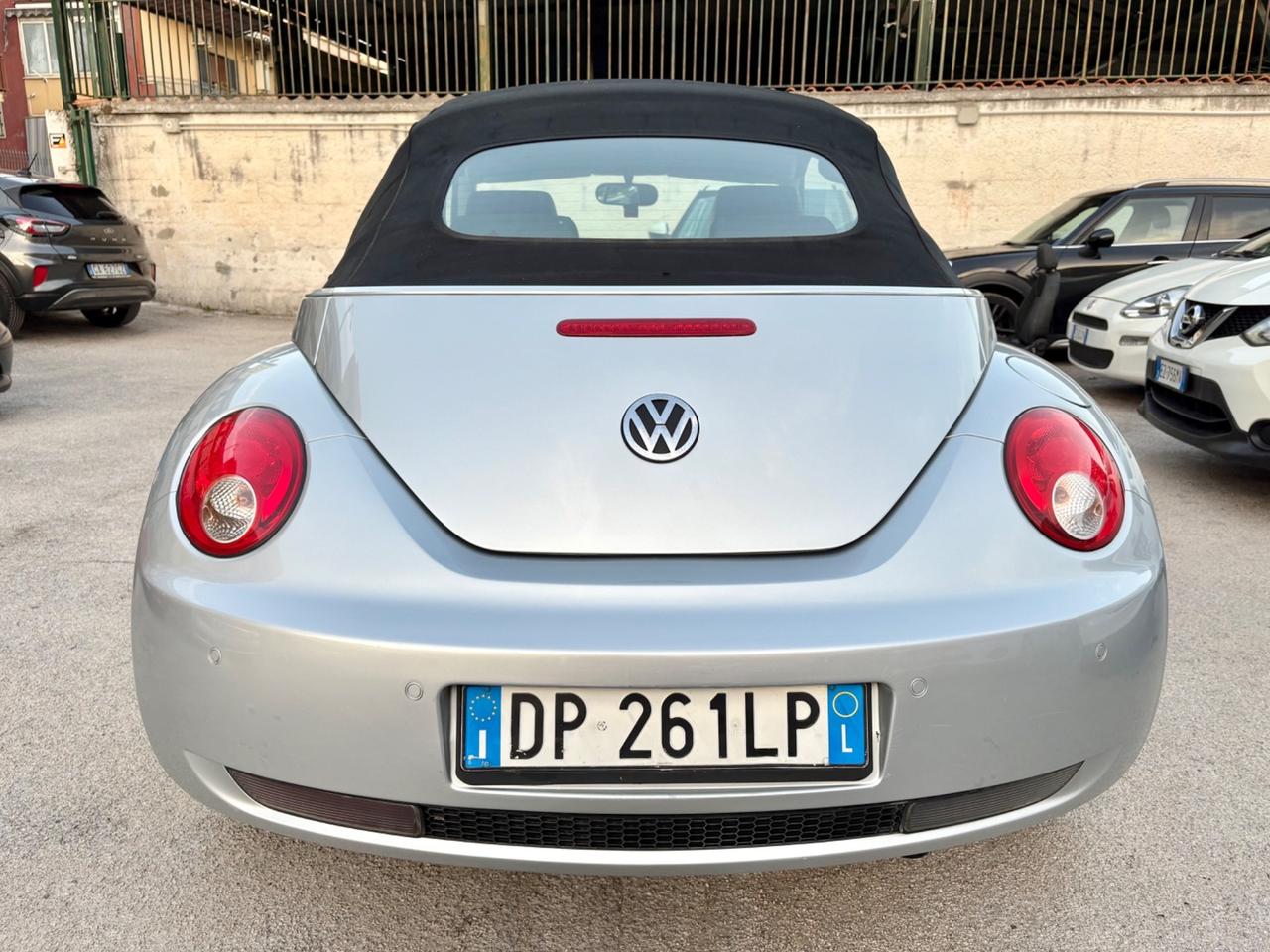 Volkswagen New Beetle 1.6 GPL cabrio