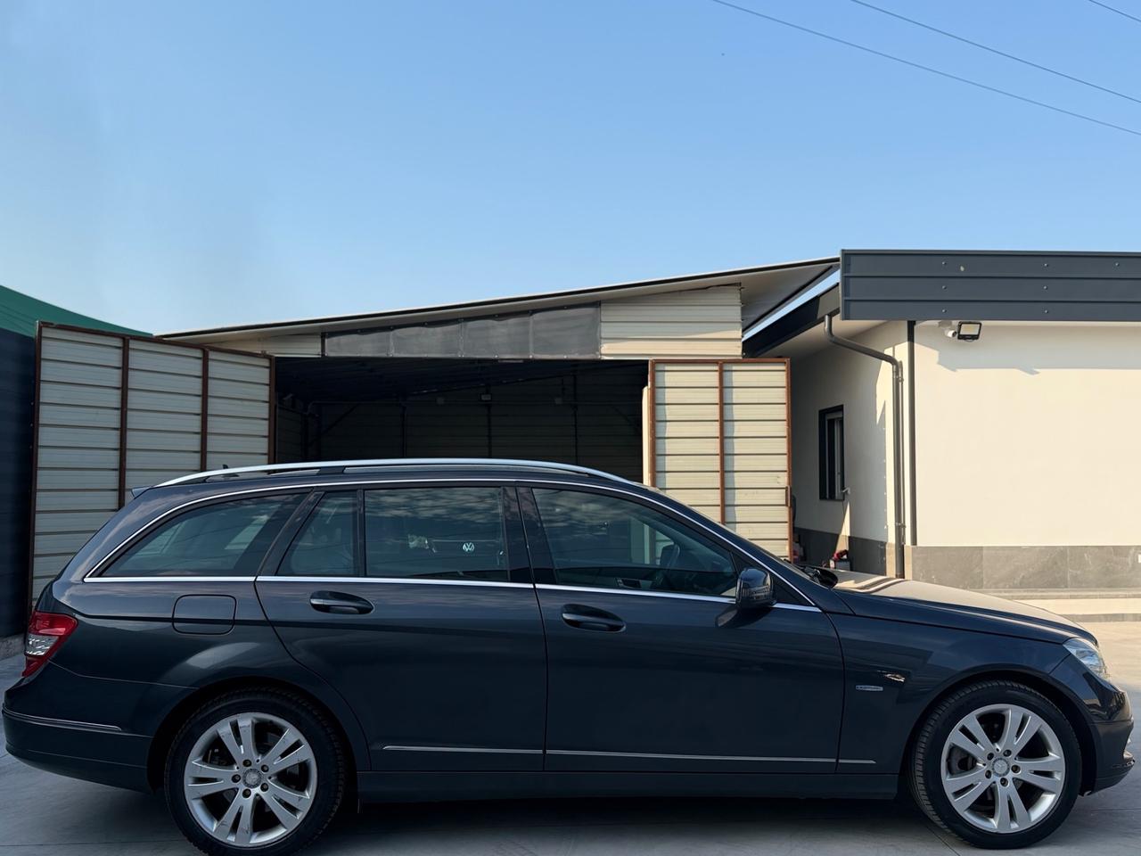 Mercedes-benz C 220 CDI BlueEFFICIENCY Avantgarde