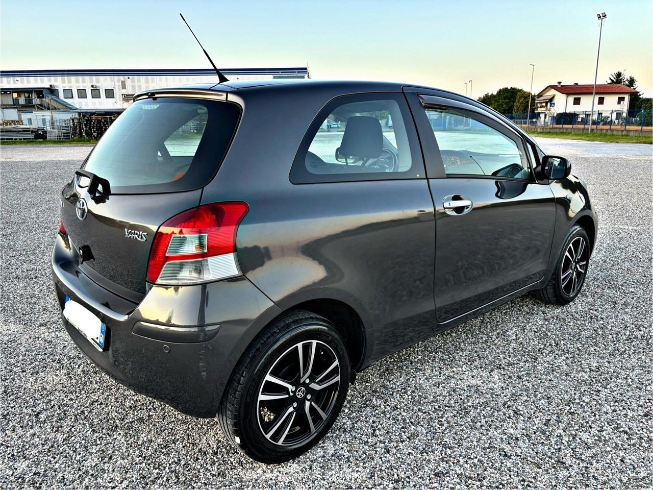 Toyota Yaris 1.3 Dual VVT-i 100cv Neopatentati 2010