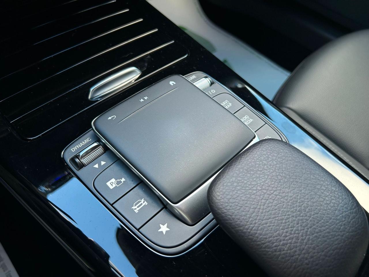 Mercedes-benz A 200d SPORT NIGHT EDIT. OPACA-2021