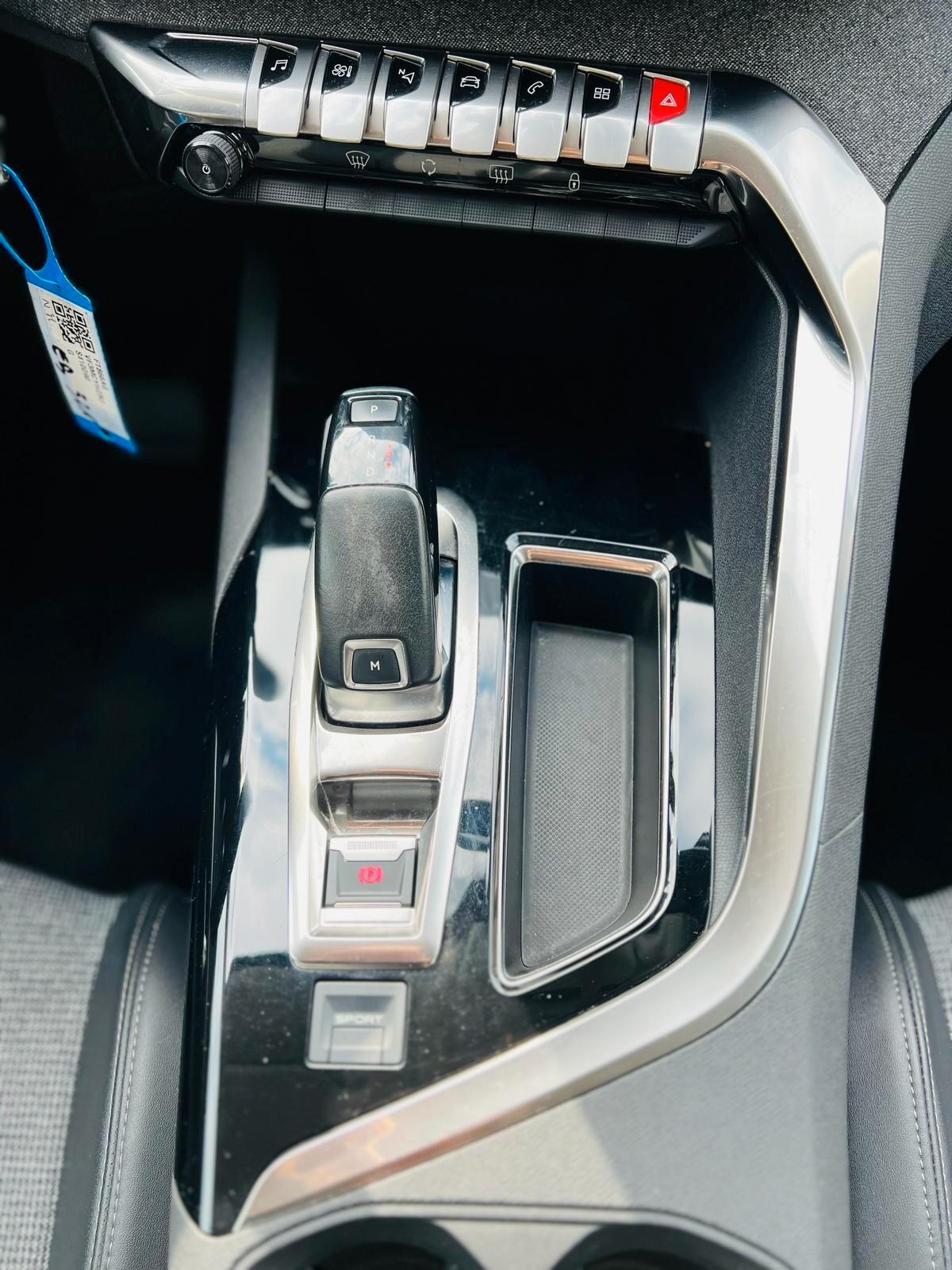 Peugeot 3008 BlueHDi 120 S&S EAT6 Allure