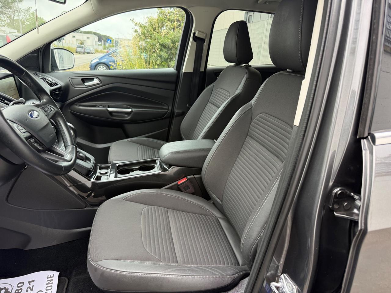 Ford Kuga 1.5 TDCI 120 CV Cambio Automatico