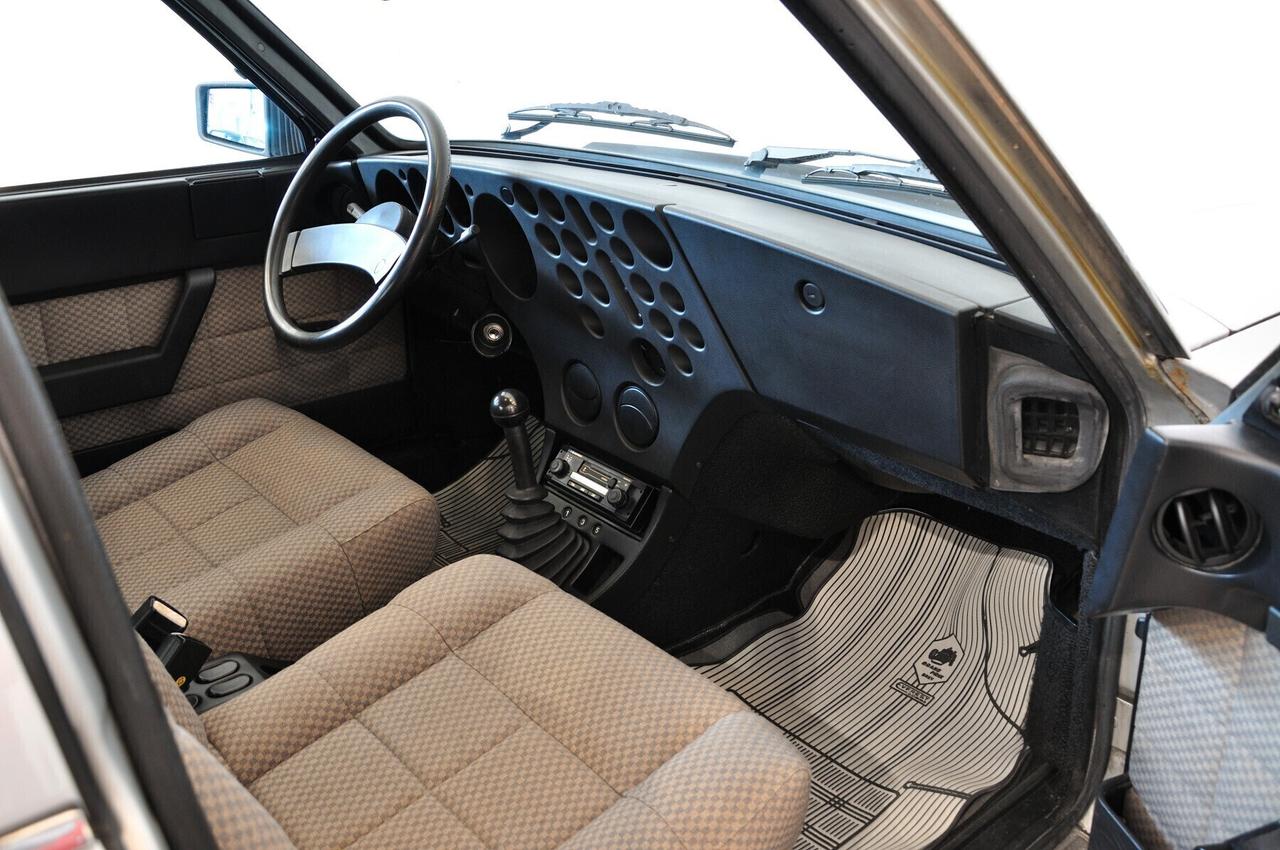 Lancia Beta Trevi 1.6 Berlina ASI CRS