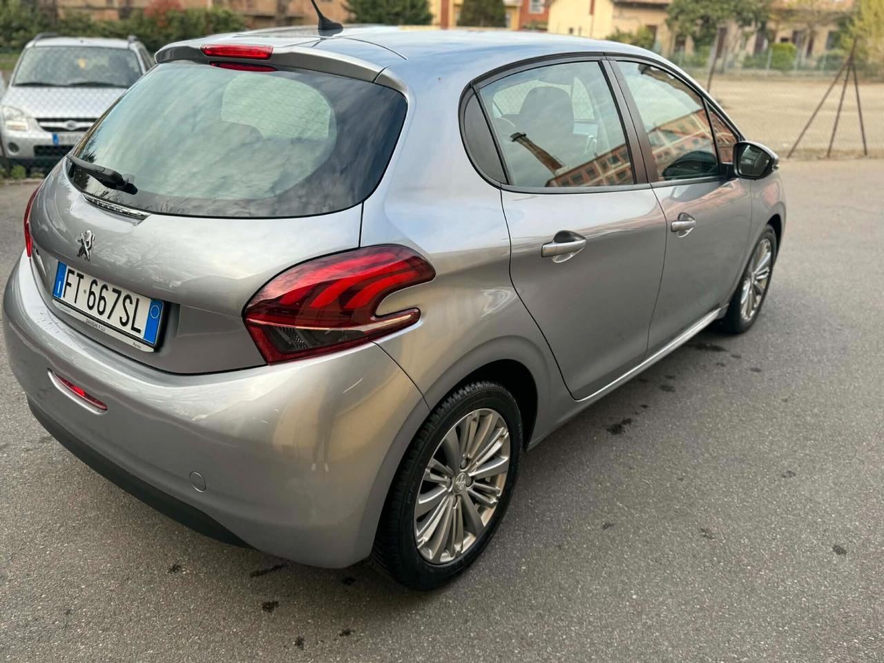 Peugeot 208 PureTech 2019 1.2 Benz 5 porte Allure Euro6e