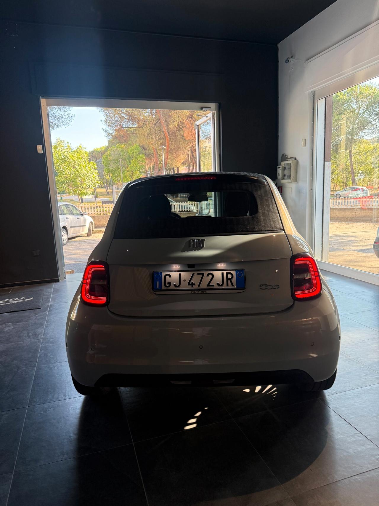 Fiat 500 500e Cabrio 42 kWh La Prima