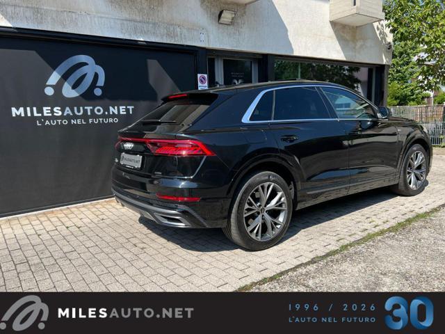 AUDI Q8 50 TDI 3x Sline Pano 7 anni garanzia ?990/mese