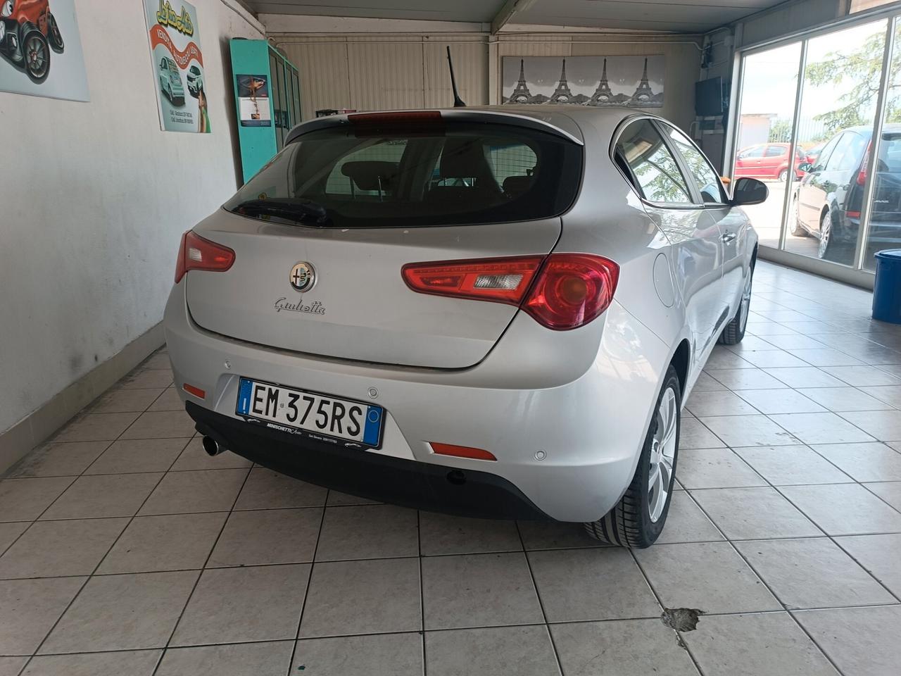 Alfa Romeo Giulietta 1.6 JTDm-2 105 CV Progression